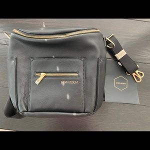 Fawn Design Mini Black